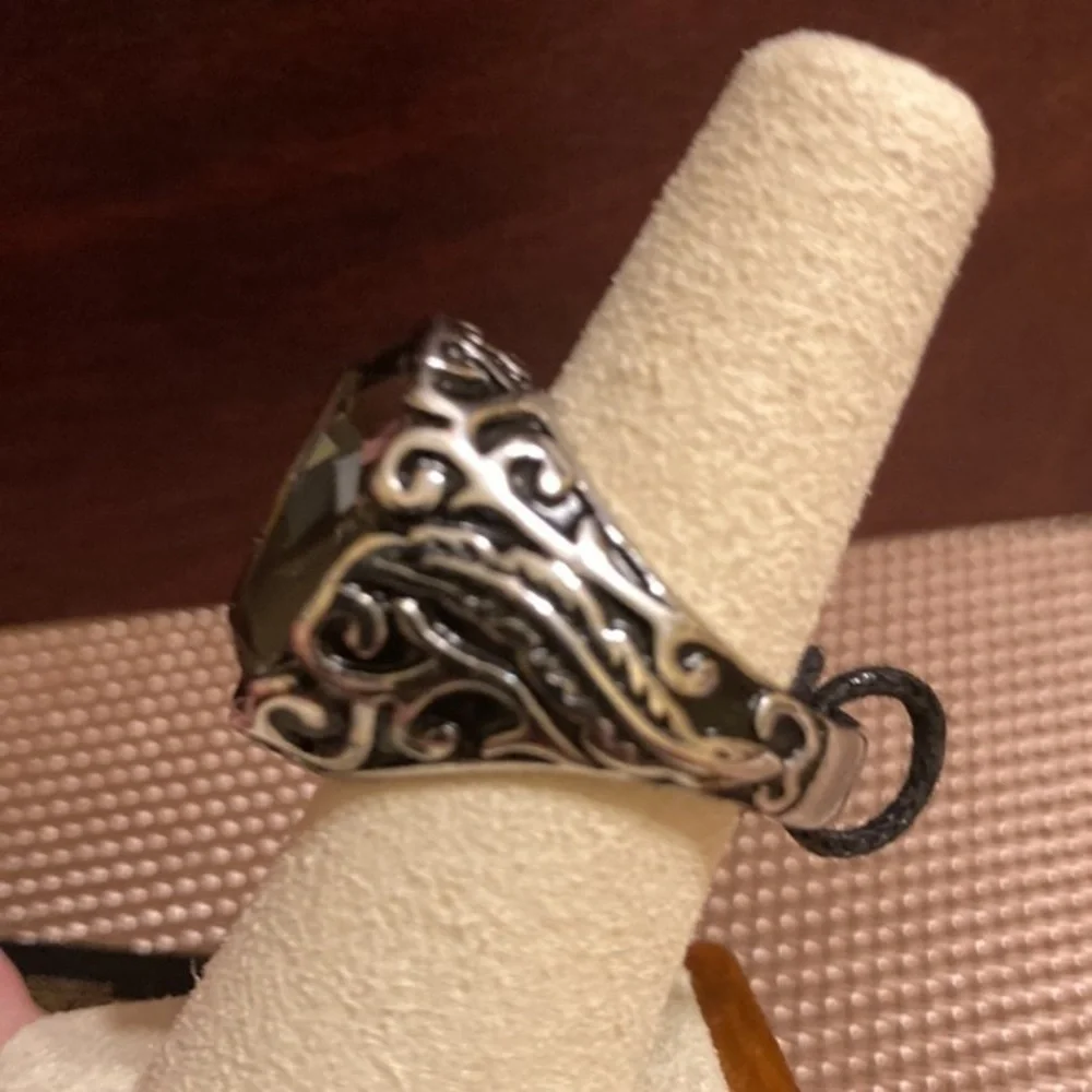 NWT Anthony Jacobs men’s stainless steel multi-faceted crystal ring